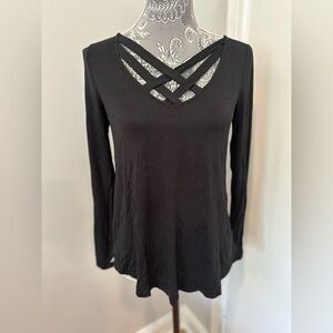 American Eagle small Soft & Sexy Black Crisscross Tunic Long Sleeve Top. Soft